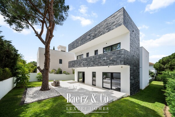 photo 7 Villa - Marbella East - Ref: 8693