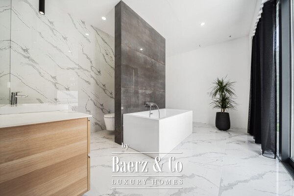 photo 26 Villa - Marbella East - Ref: 8693