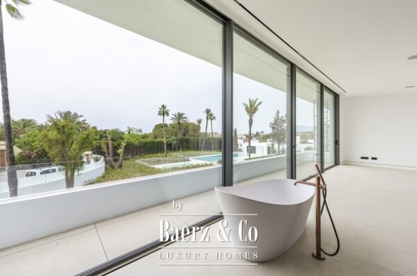 photo 21 Villa - Nueva Andalucia - Marbella - Ref: 8694