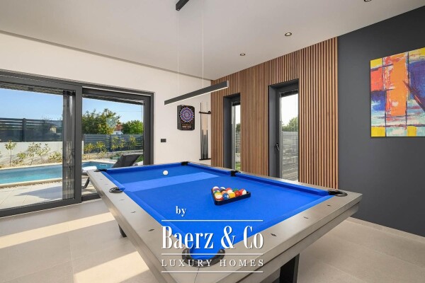 photo 6 Istria, Svetvinčenat, luxury villa with pool