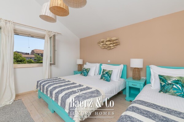 photo 25 Hvar, Vrboska, beautiful stone villa near the sea