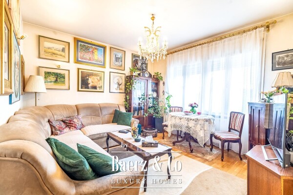 photo 3 Zagreb, Medveščak, Mallinova, house with panoramic views of the city, on a plot of 600 m²