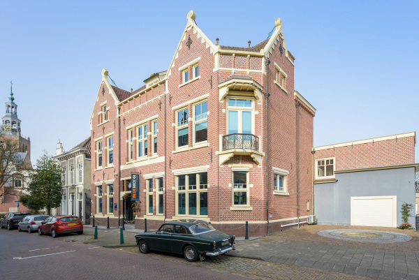 photo 42 Stationsstraat 7