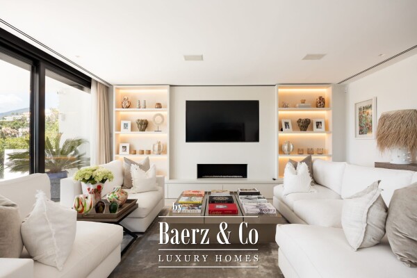 photo 33 Villa - Nueva Andalucia - Marbella - Ref: 8709