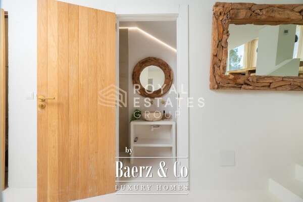 photo 23 Beautiful luxury home in San Jose