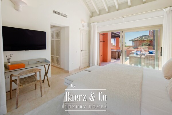 photo 37 Penthouse - Marbella East - Ref: 8717
