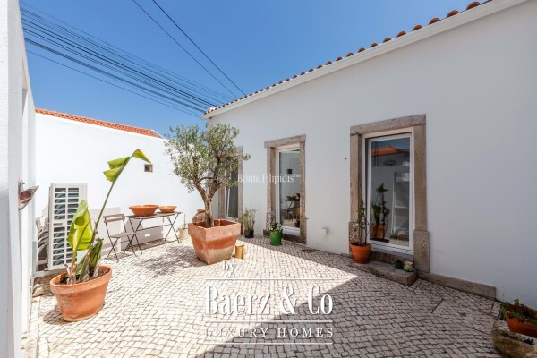 photo 26 Beautiful luxury home in Colares, Colares