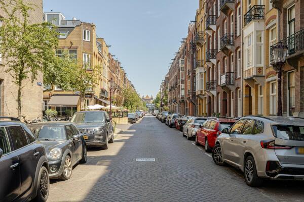 photo 42 Valeriusstraat 132 2