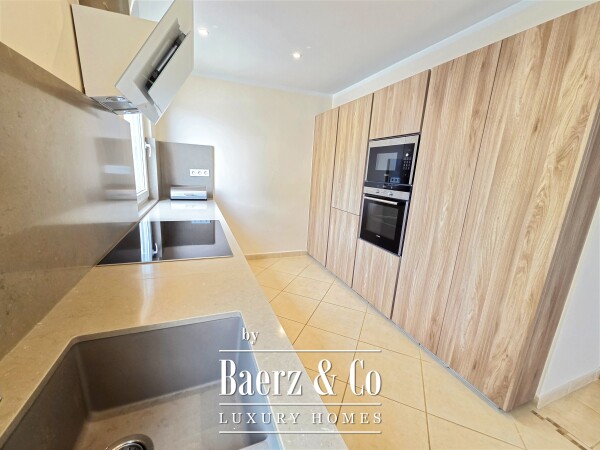 photo 9 Exclusive villa situated in prestigious residential area Tenerife