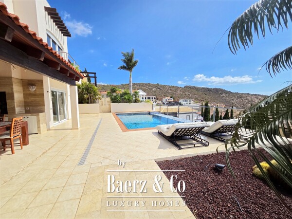 photo 53 Exclusive villa situated in prestigious residential area Tenerife