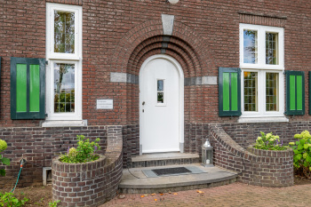 ECHT